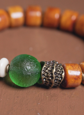 非鱼之家复古民族风烟熏牛骨手串