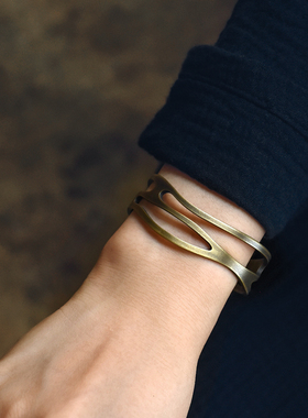 非鱼之家创意设计欧美简洁铜手镯