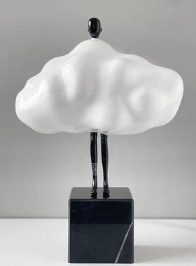 北欧轻奢云朵女孩摆件样板间售楼处卧室儿童房电视柜轻奢创意装饰