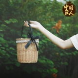 Willow -Redited Vine Wine Woven Boumb Baske Basket Basket Clorts Kyns's Hand Ручные корзины сбора корзины цветочные композиции и фотография реквизита Цветочная корзина