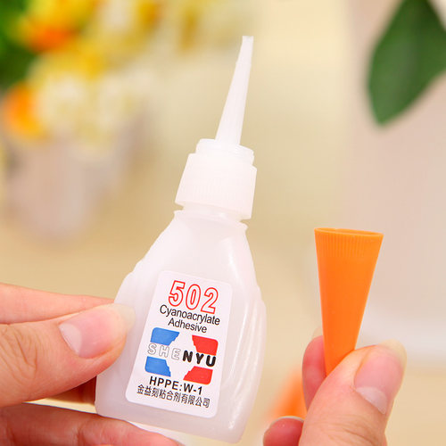 9.9包邮品质保证进口502胶水多功能超强力快干瞬干胶水 粘合剂 - 图1