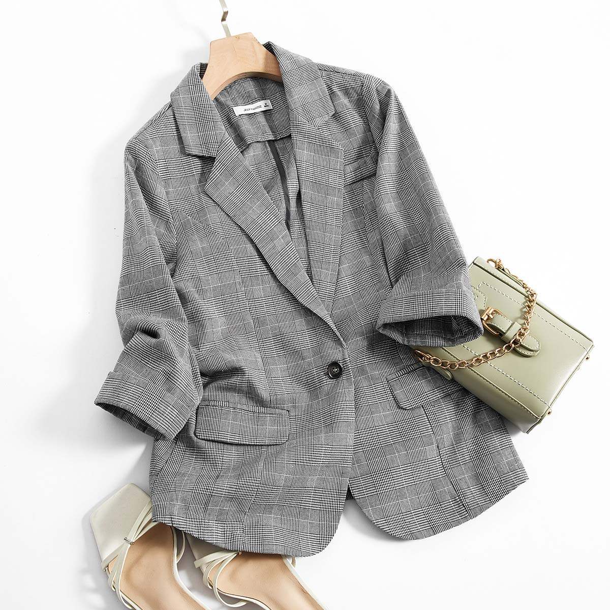 真维斯秋装新品通勤ol风修身格纹秋 真维斯时尚短外套