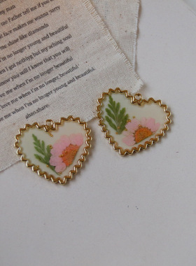 滴胶雏菊干花花朵波浪边桃心心
