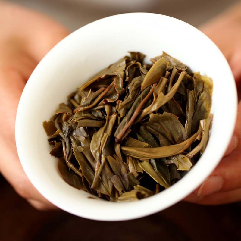 荣瑞祥春茶冰岛甜云南生普洱茶生茶古树茶叶小片普洱茶包160克/罐 - 图3