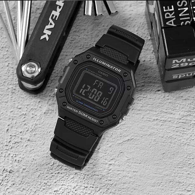 Japanese genuine Casio Casio watch men's sports student small square digital display waterproof watch W-218HD-1A