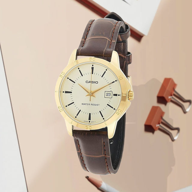 Casio Casio watch women's quartz pointer simple student exam waterproof watch LTP-V001