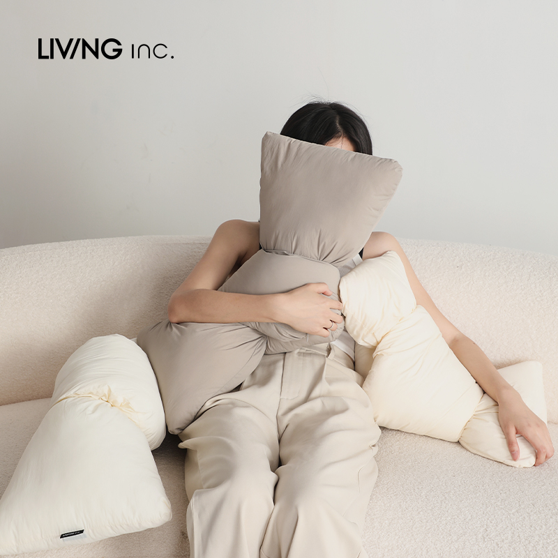 LIVING inc.打个结 异形抱枕海带结儿童卧室床头客厅沙发腰靠垫枕 - 图0