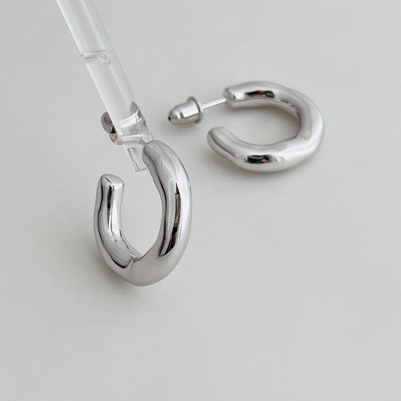 WZ&SILVER设计师款通体S925银镀铑拉丝面C形耳钉高级简约百搭,淘宝优惠券,粉丝福利购,淘宝优惠卷