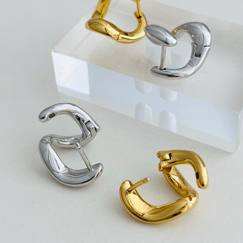 W&SILVER通体925纯银镀白金耳扣小众高级质感时尚简约百搭耳饰,淘宝优惠券,粉丝福利购,淘宝优惠卷