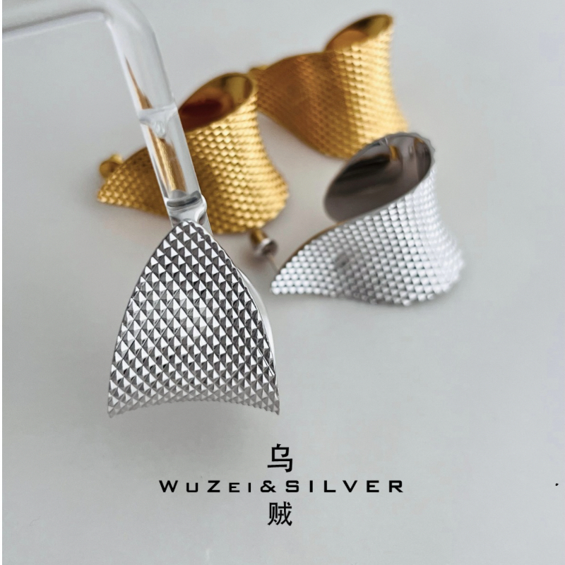 WZ&SILVER设计师款通体S925银镀铑金18K金浮光卷叶耳饰高级简约,淘宝优惠券,粉丝福利购,淘宝优惠卷