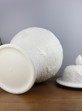 景德镇雕刻手工白色陶瓷将军罐