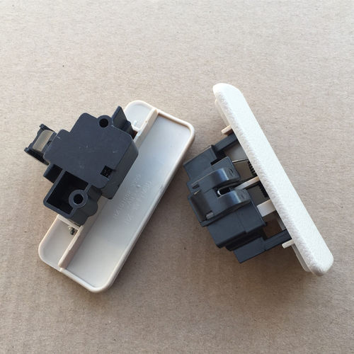 适用于长安睿行M80工具箱扣手储物盒手套箱拉手杂物箱开关锁扣子 - 图2