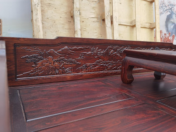 Old elm Arhat bed carved mortise and tenon quality classical all elm ພູມສັນຖານໄມ້ແຂງ Arhat ຕຽງ sofa Imperial