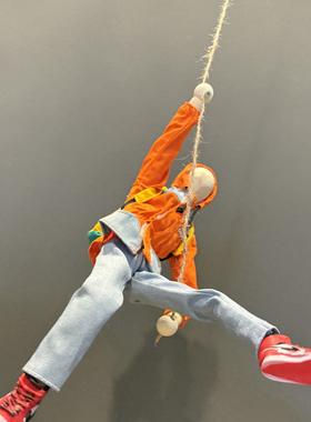 梧棣木人创意挂饰木偶人攀登木头人挂饰攀爬人物装饰攀爬墙壁装饰