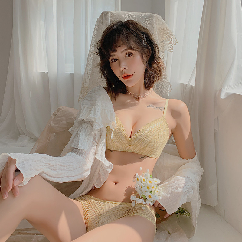 薄款大胸显小聚拢收副乳透气夏文胸 嫦香诗文胸