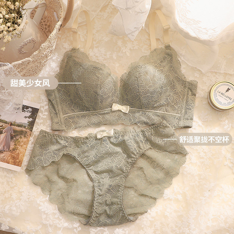 女收副乳防下垂调整型上托少女文胸 嫦香诗文胸