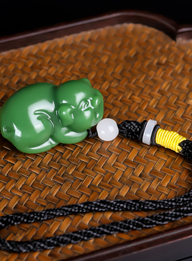 和田玉碧玉招财小猪手把件