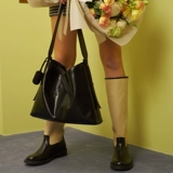 Вместительная и большая сумка на одно плечо, сумка через плечо, коллекция 2023, из натуральной кожи