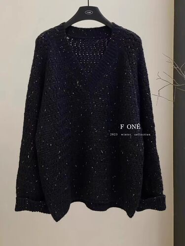 F ONE亮丝V领加厚保暖毛衣女冬季慵懒风宽松显瘦针织衫上衣81277 - 图2