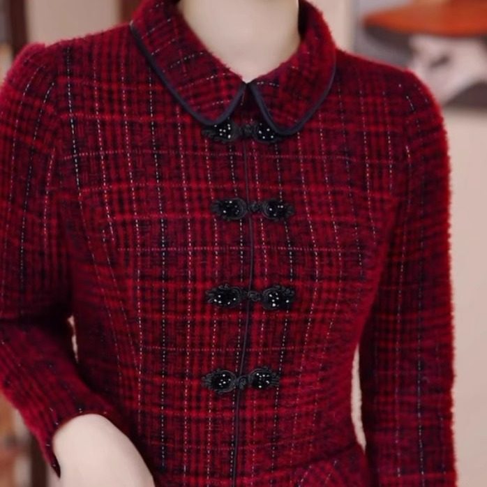 高档贵妃绒红色格子连衣裙2025秋冬新款洋气减龄喜婆婆高雅礼服女,淘宝优惠券,粉丝福利购,淘宝优惠卷