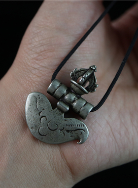 西藏藏式纯铜金刚杵钺刀吊坠横穿孔民族风随身项坠脖挂件