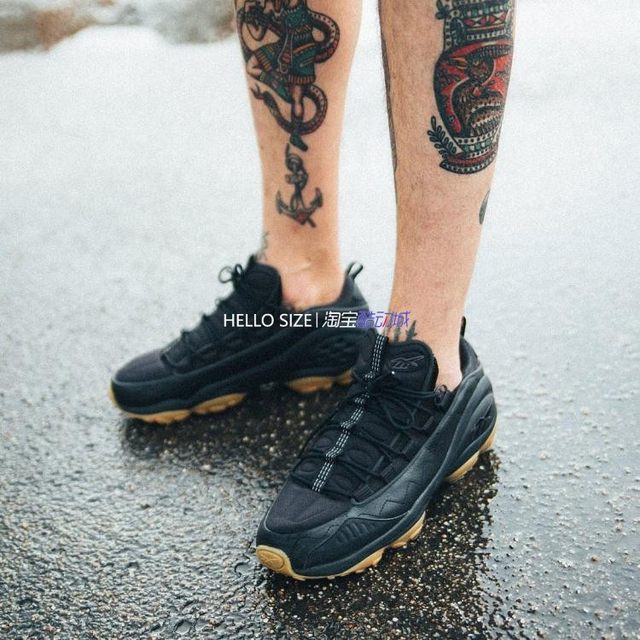 reebok dmx run 10 on feet