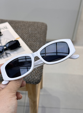 小香中古墨镜菱格金属镜腿ins博主网红同款时尚小众法式太阳镜女