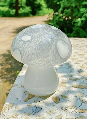 手工玻璃摆件灰橘圆点小蘑菇镇纸