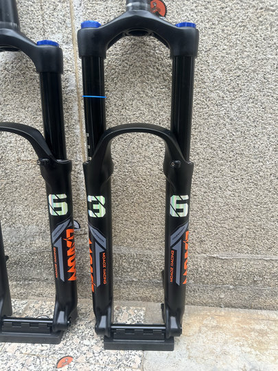 Передняя вилка Macaway, воздушная вилка для горного велосипеда, диаметр 36 мм, ход 140/160 мм, с демпфирующей осью позвоночной трубки