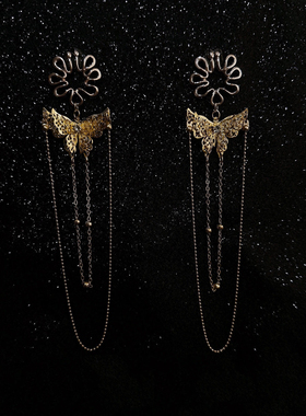 CAROLLL蝴蝶链条乳夹拉拽牵引可调节花朵型