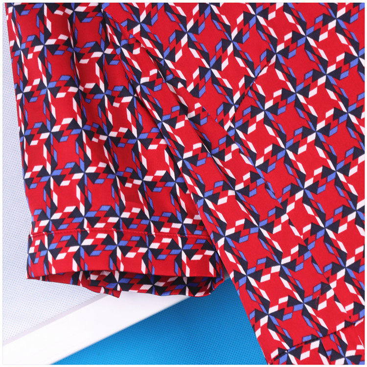 丽新折扣女装 H海10 系列 24夏装端庄时尚气质舒适几何图女连衣裙