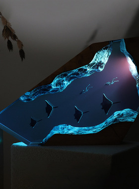 溶洞鲸鱼潜水员桌面摆件海洋艺术工艺品实木树脂灯生日礼物饰品