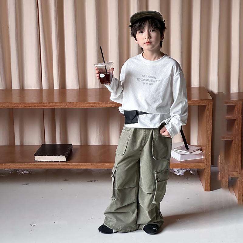 依依妈男童字母印花长袖t恤儿童秋装上衣宝宝宽松圆领套头打底衫 - 图1