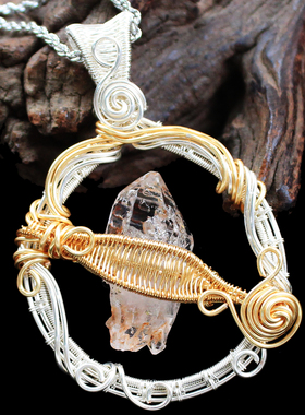 天然红泥骸骨原石吊坠