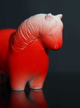 2026年生肖马摆件羊脂玉杯礼盒