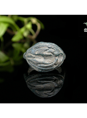 lssp/绿色石品gz3511 不还价人物铁质老印章戒指小内径老物件收藏