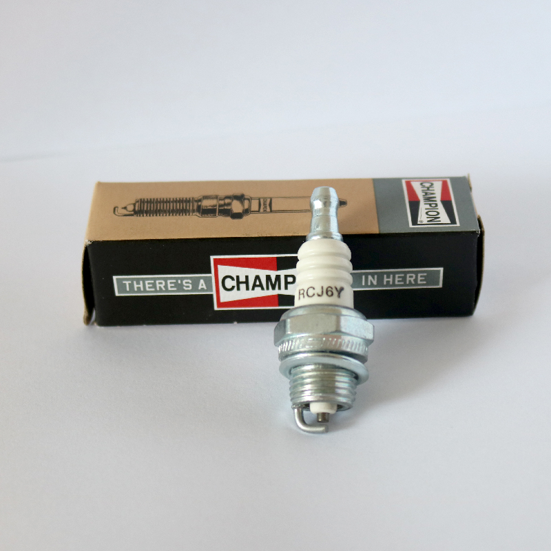 CHAMPION CJ6Y RCJ6Y火花塞 割草机 油锯 绿篱机2冲程Spark Plug - 图1