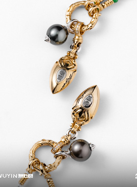 无垠慧动灵蛇吊坠18K金铂金彩宝