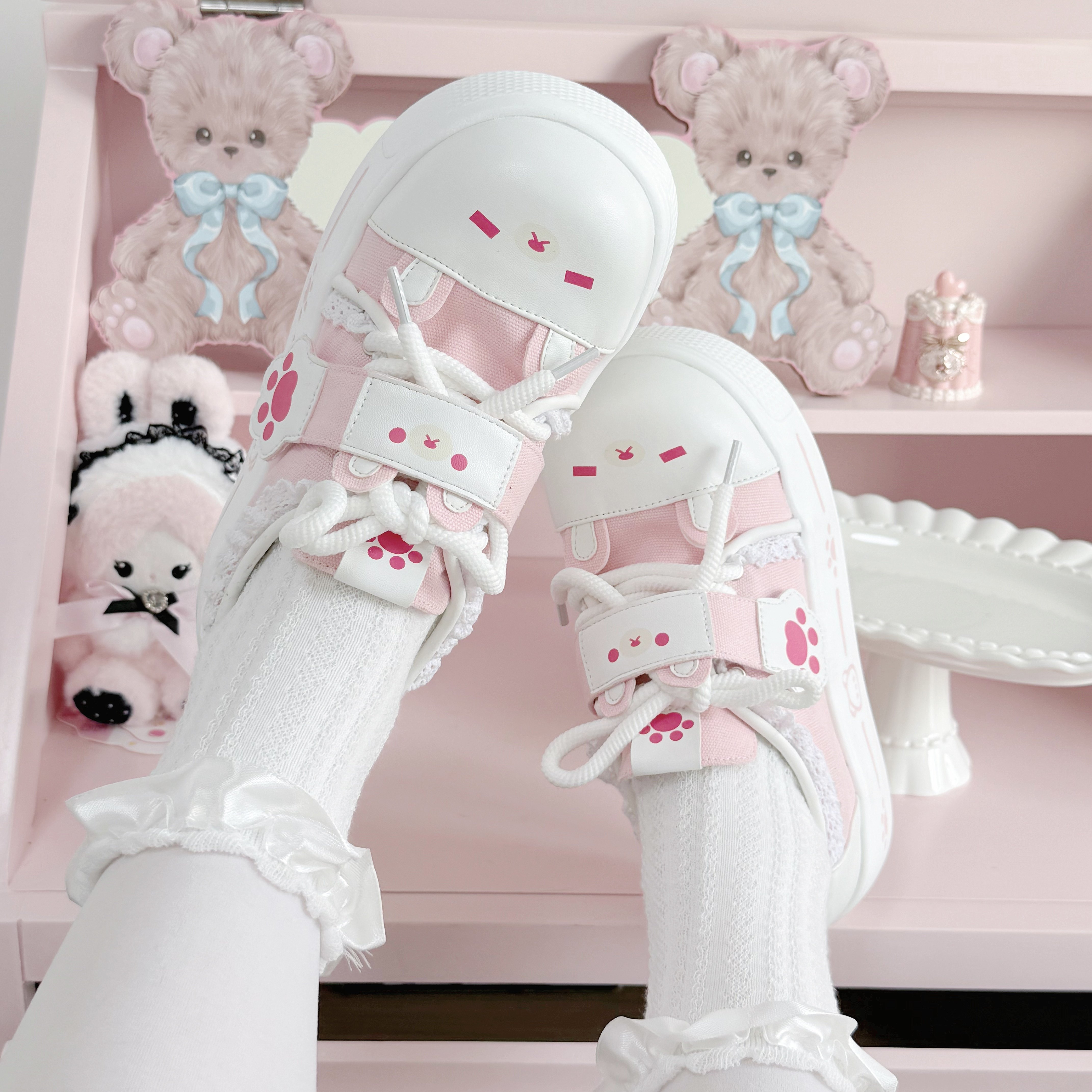 【轻松物语】原创轻松熊蕾丝拼色圆头Lolita 学生百搭可爱运动鞋,淘宝优惠券,粉丝福利购,淘宝优惠卷