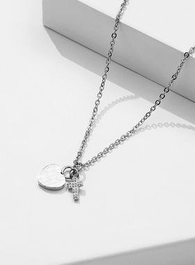 爱短款十字架女生爱心闪亮项链