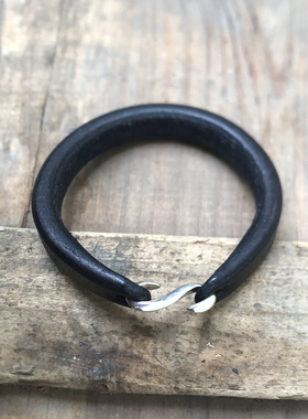 cigar楠哥s勾银扣枥木打磨皮手镯