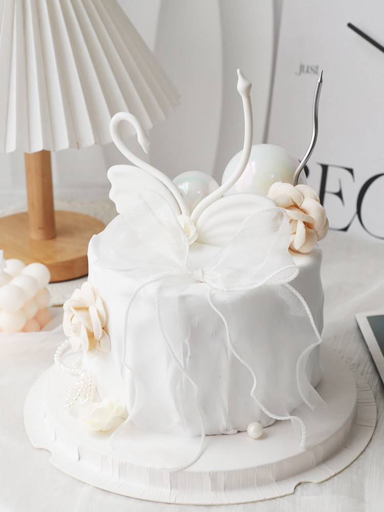 烘焙蛋糕装饰摆件软胶黑白天鹅七夕情人节蝴蝶结花朵生日派对插件,淘宝优惠券,粉丝福利购,淘宝优惠卷