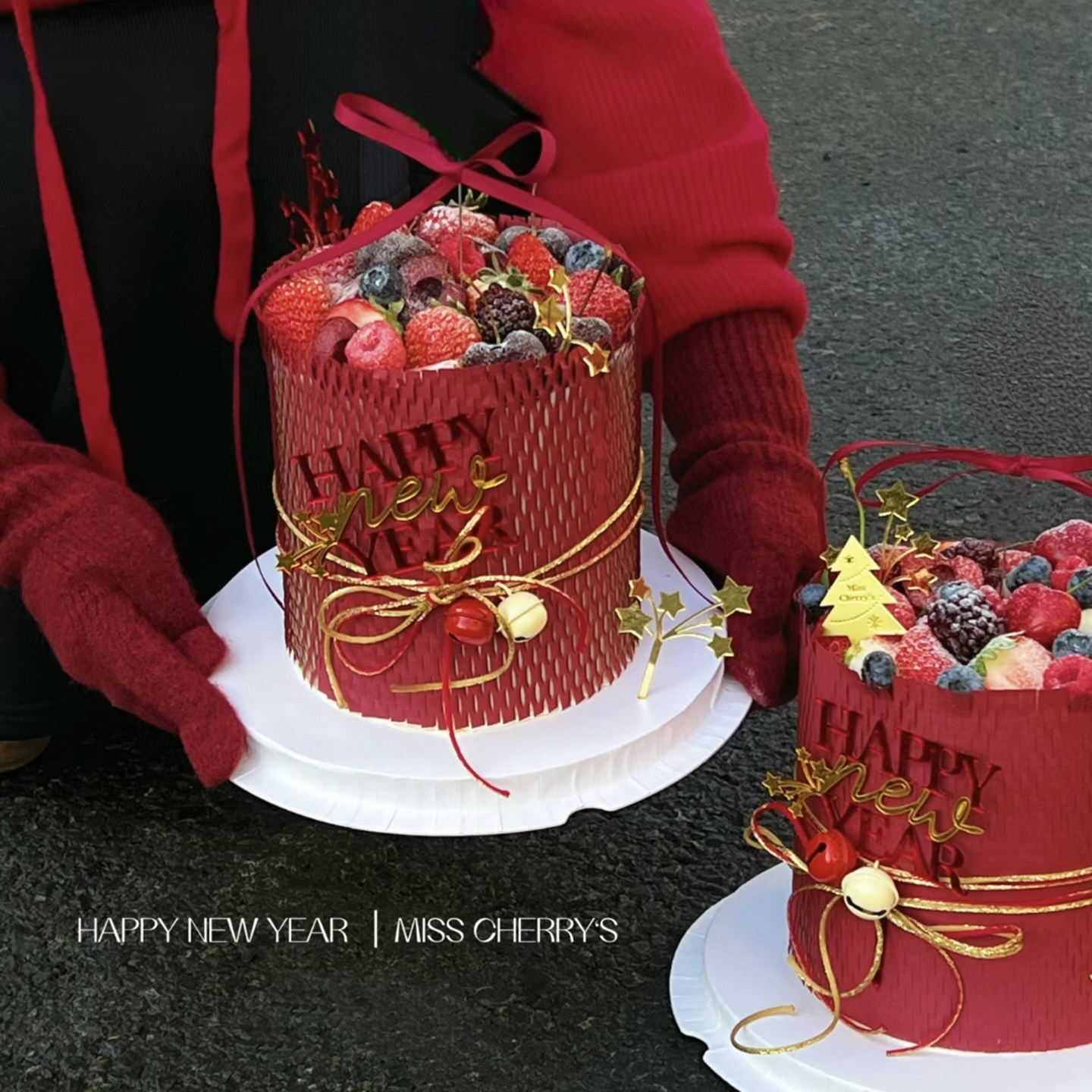 2026网红春节跨年新年快乐蛋糕装饰插件亚克力礼花插牌蜂窝纸围边,淘宝优惠券,粉丝福利购,淘宝优惠卷