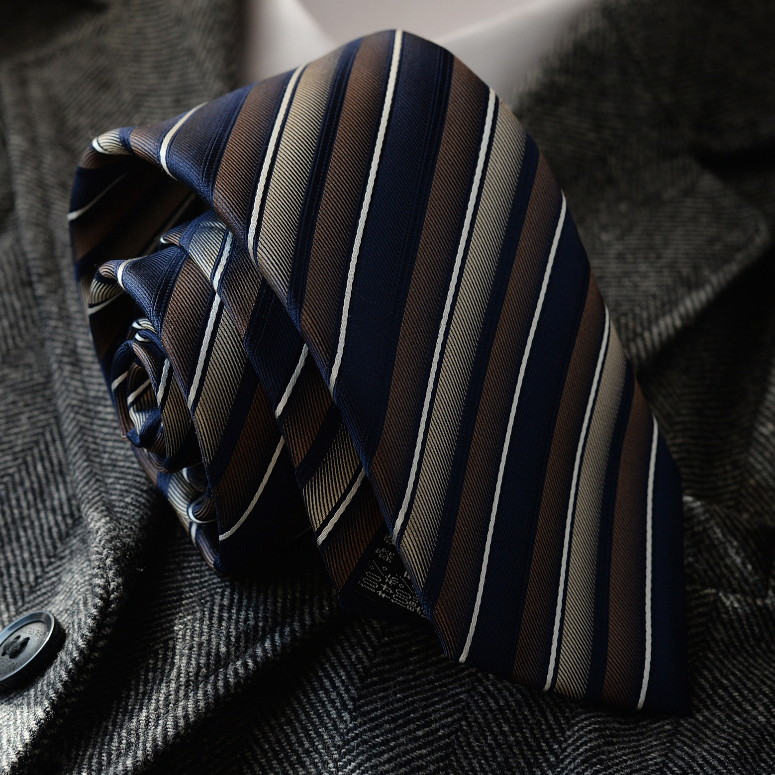 真丝领带复古商务条纹男士高档正装西装衬衫深蓝色手打箭头型百搭,淘宝优惠券,粉丝福利购,淘宝优惠卷