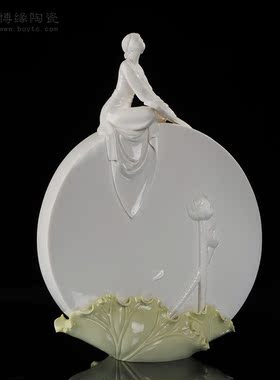 荷塘月色德化白瓷抚琴工艺摆件