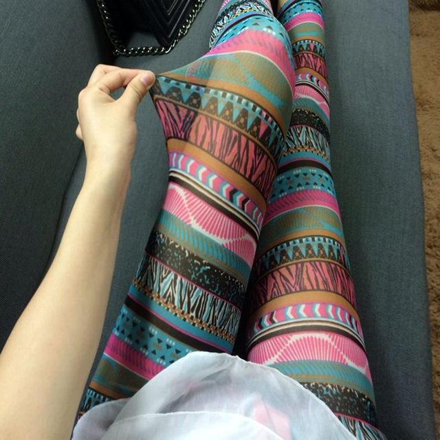 Leggings ສີສໍາລັບແມ່ຍິງ, ຕາຫນ່າງບາງນອກ stretch pants