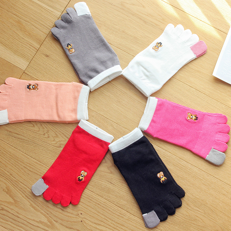 高档五指袜女纯棉刺绣小熊透气舒适有跟短筒无缝无骨四季分脚趾袜 - 图3