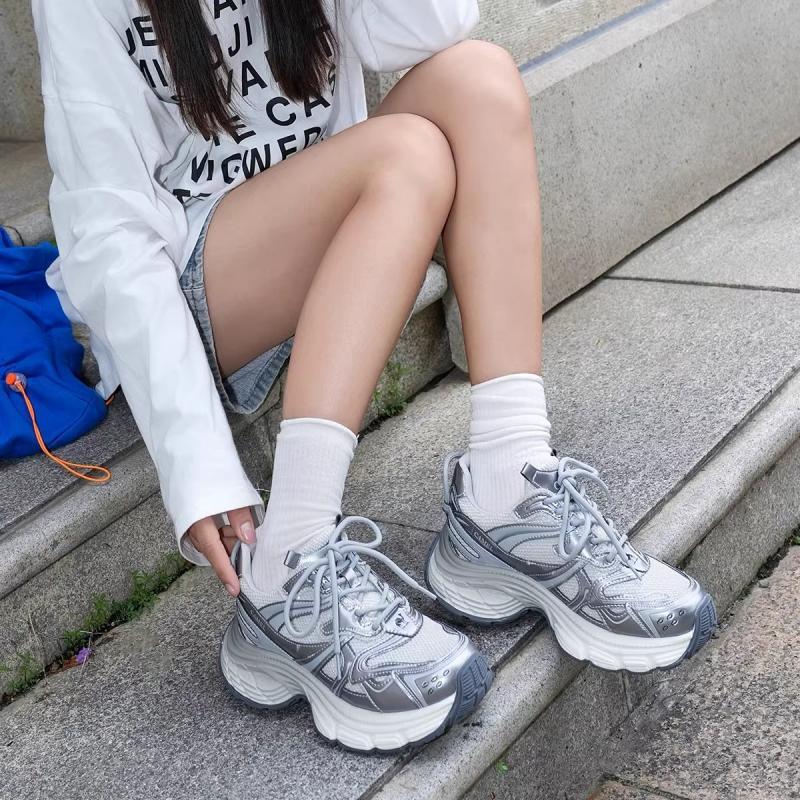 白鹿同款耀月骆驼老爹鞋女2025春季厚底增高休闲