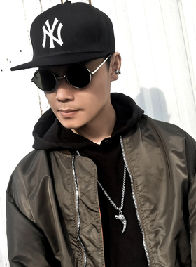 个性狼牙项链男士复古潮人吊坠嘻哈霸气钛钢毛衣链hiphop单身街头