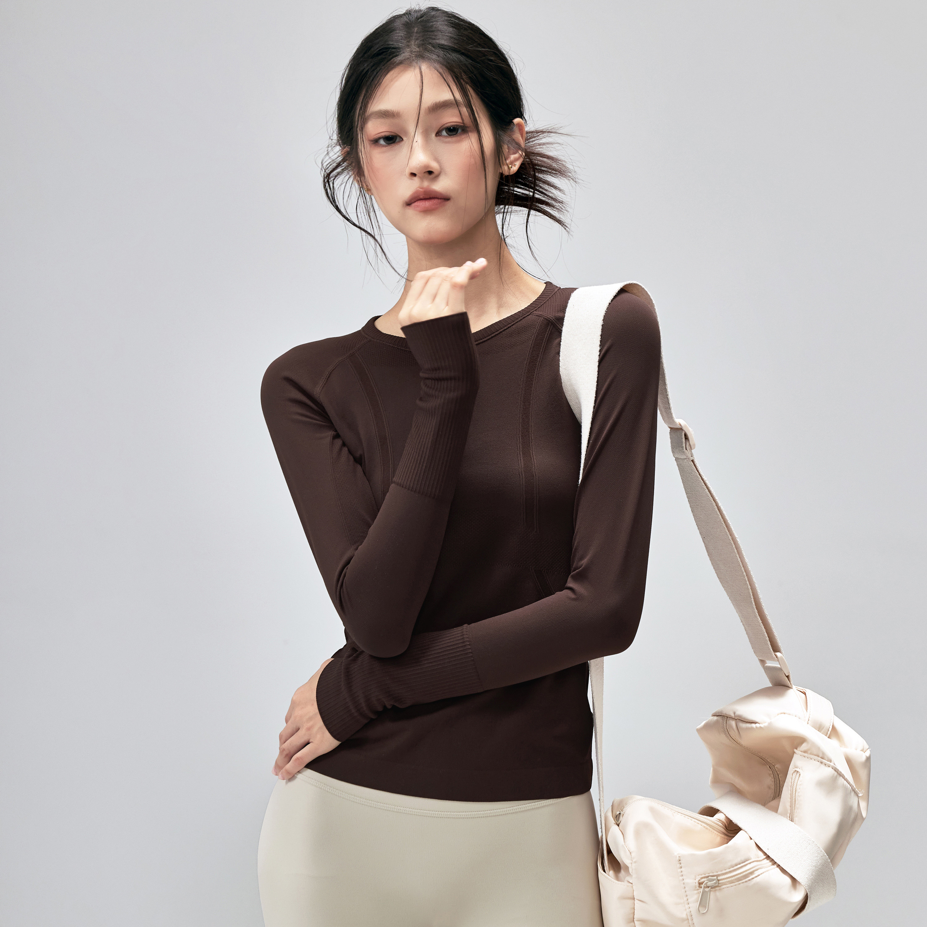 健身女孩圆领速干瑜伽服新高弹跑步运动长袖专业普拉提训练上衣秋,淘宝优惠券,粉丝福利购,淘宝优惠卷